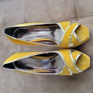 JUST FABULOUS Pumps